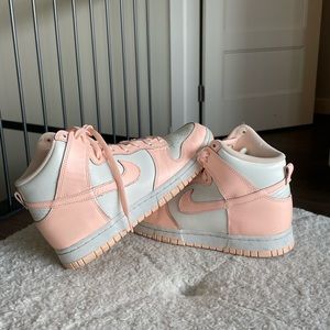Women Dunk high “Pink OxFord”